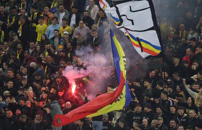 A răbufnit în direct după scandările xenofobe de la România - Bosnia: „O tâmpenie. De asta ne arde nouă?”
