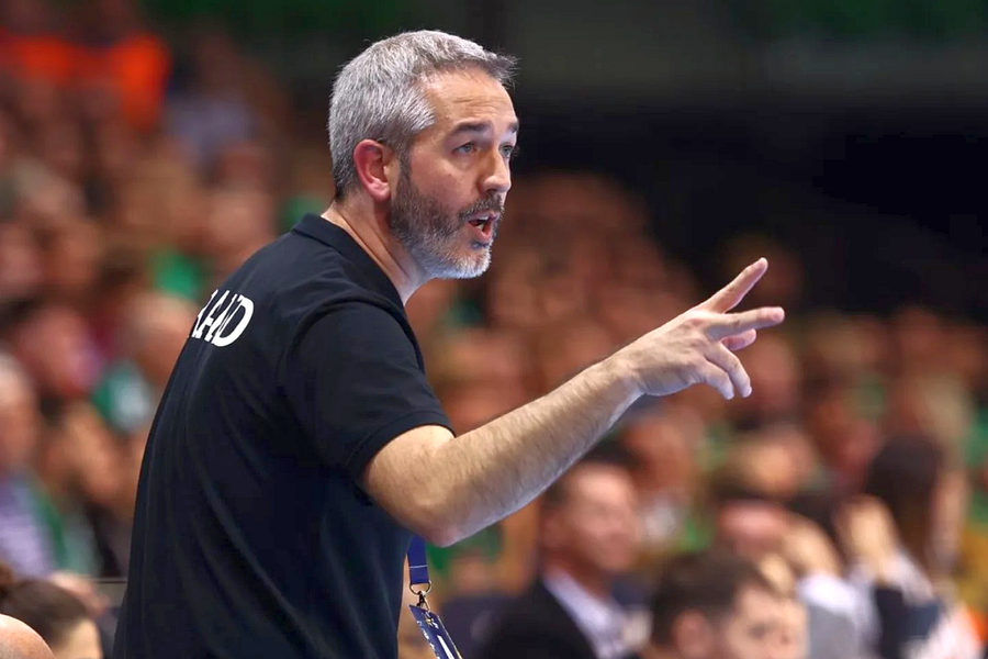 David Ginesta e încrezător înaintea duelului european dintre Rapid - CSM București. Foto: Facebook David Ginesta, înaintea duelului din Liga Campionilor dintre Rapid - CSM București: „Avem nevoie de fani! Surprizele le vom vedea pe teren”