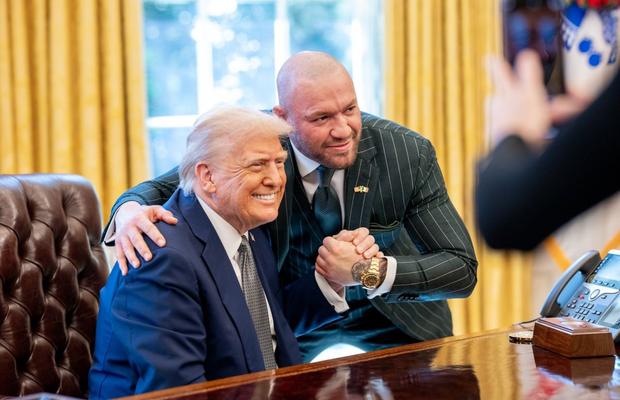 L-a convins! Donald Trump investește 23 de milioane de dolari în afacerea lui Conor McGregor