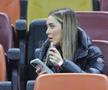 Artista Ronna Riva a fost prezentă la România – Bosnia-Herțegovina, meci din preliminariile pentru Campionatul Mondial din 2026. FOTO: Ionuț Iordache (GSP.RO)