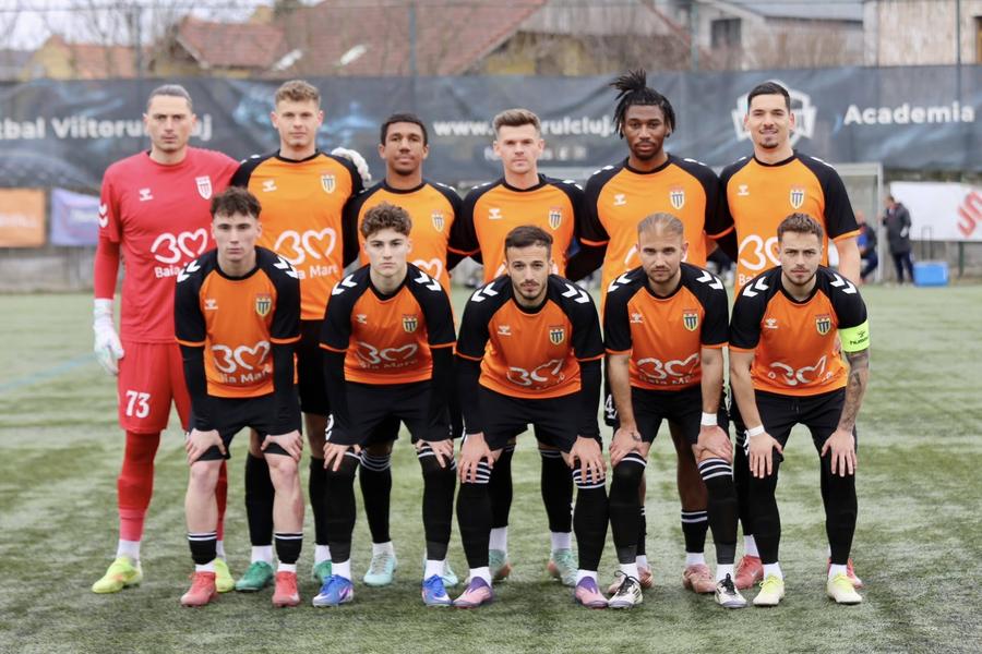 CS Minaur Baia Mare la meciul de vineri, pierdut cu Viitorul Cluj // foto: Facebook Primarul a făcut scandal după eșecul din ultima rundă: „Nu vreți fotbal?! Plecați acasă!” » Doi fotbaliști, dați imediat afară