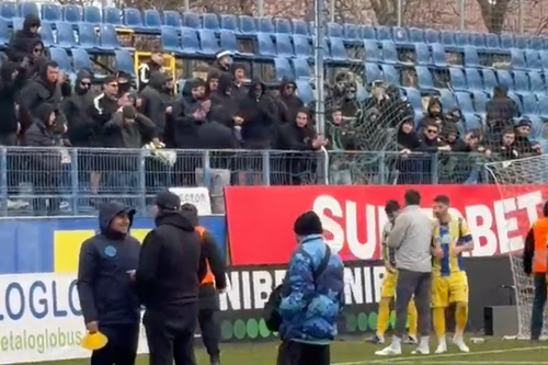 Fanii Petrolului au băgat în ședință jucătorii / Foto: captură digisport.ro.