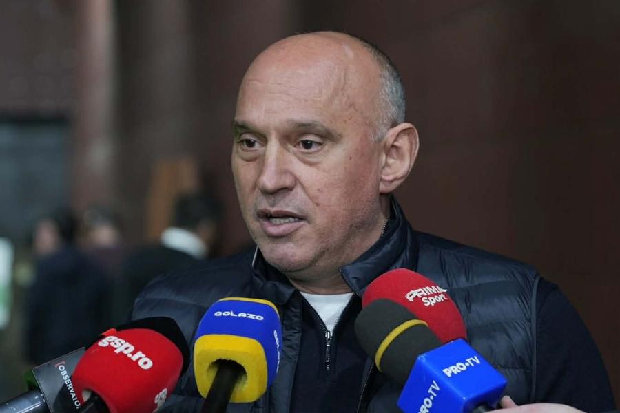 Dinamoviștii și rapidiștii strâng rândurile pentru Mircea Lucescu: „Asta a dat totul peste cap”