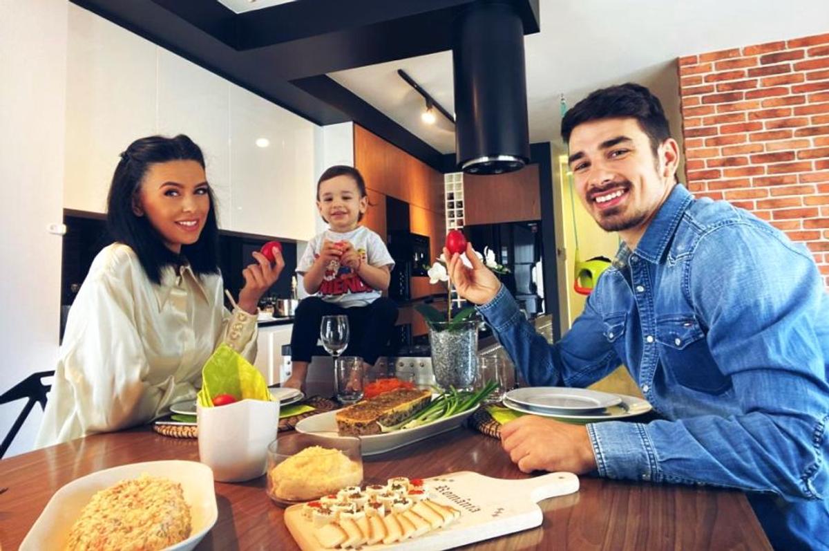 Fotbaliștii români au petrecut Paștele alături de familii