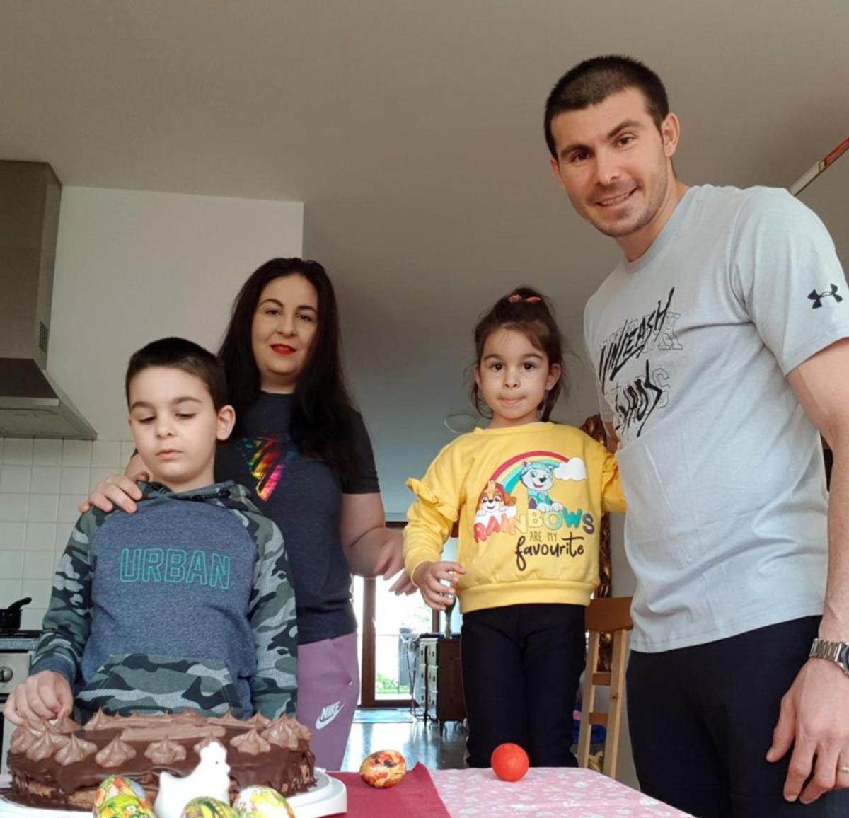 FOTO Cum au petrecut „tricolorii” Paștele, în plină pandemie de coronavirus