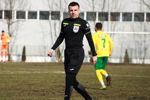 Sorin Vădana e fiul fostului arbitru clujean cu același prenume, care a activat în anii 90-2000 // foto: Facebook @ CSM Bucovina Rădăuți