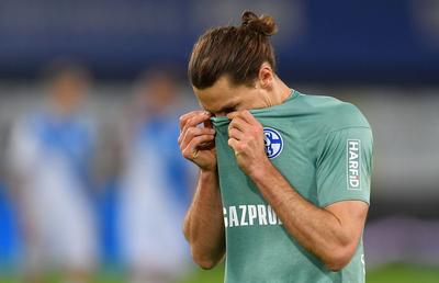 Schalke 04, prima echipă retrogradată din Bundesliga » Bielefeld a „îngropat-o”