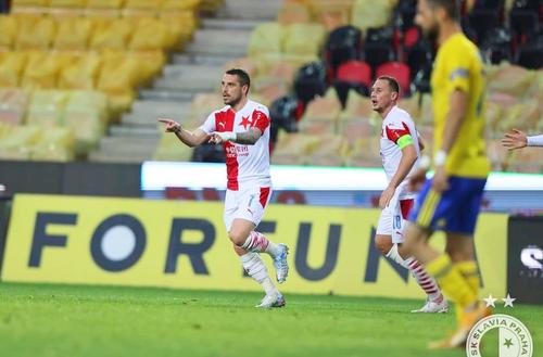 Nicolae Stanciu (27 de ani) a marcat pentru Slavia Praga, în victoria 2-1 cu Zlin, din etapa etapa cu numărul 28 a primei ligi din Cehia. Echipa internaționalului român e la o victorie de un nou titlu!