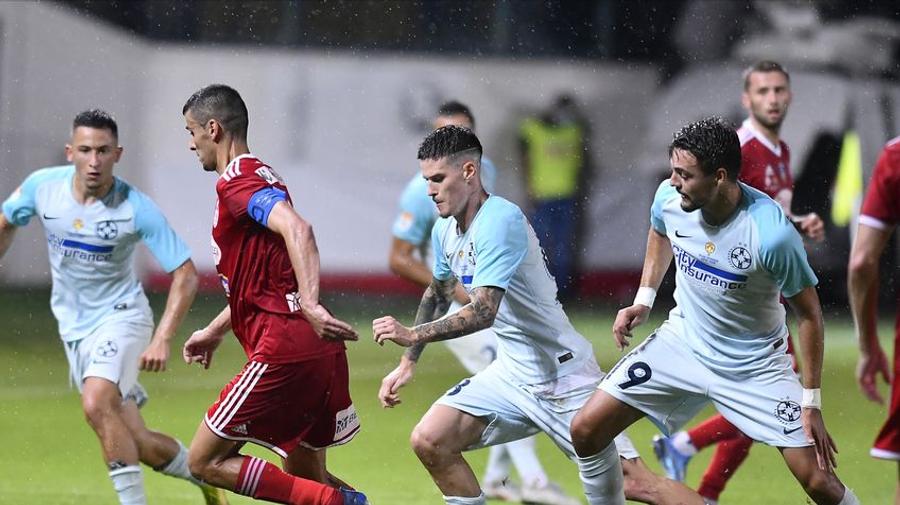 Bouhenna, într-un duel cu FCSB Pedepsit de antrenor în Sepsi - CFR Cluj? A fost scos din lot și are șanse minime să mai continue din vară
