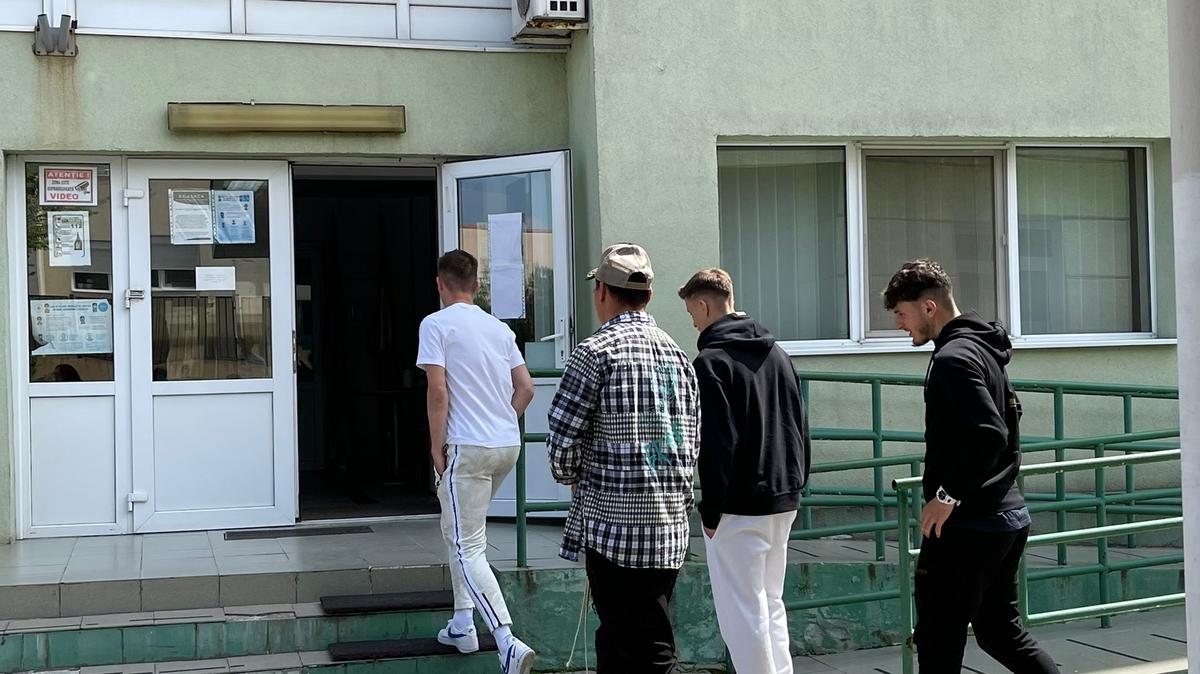 Jucătorii de la FCSB, în vizită la centrul de zi Casa Speranței
