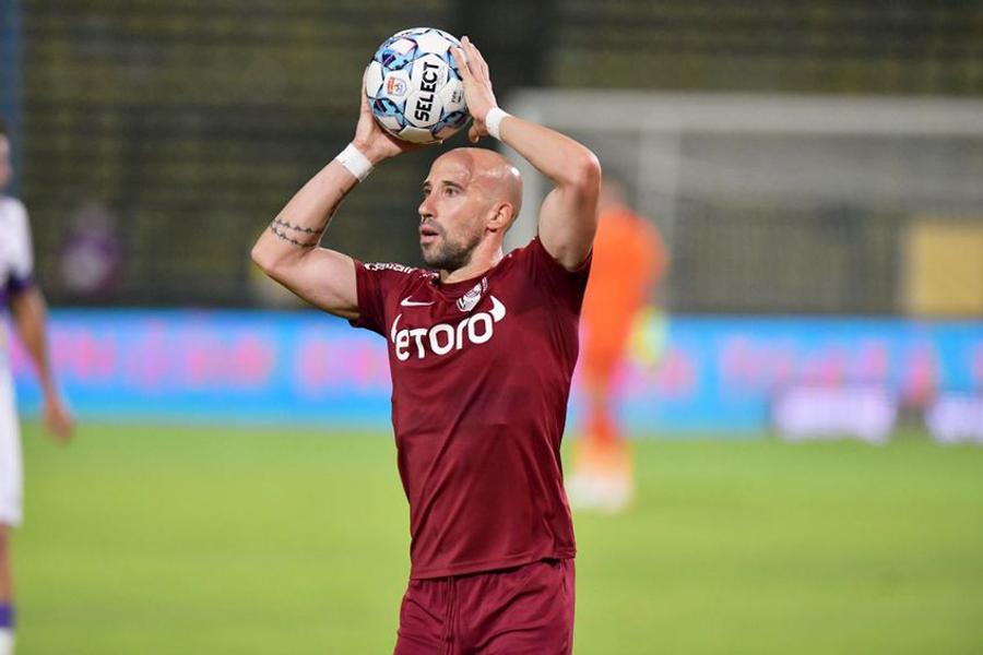 Iasmin Latovlevici are două titluri în CV cu CFR Cluj / foto: Imago Images A plecat de la CFR din cauza lui Dan Petrescu, iar acum spune totul: „Înnebuneam, nu mai puteam să-l ascult!”