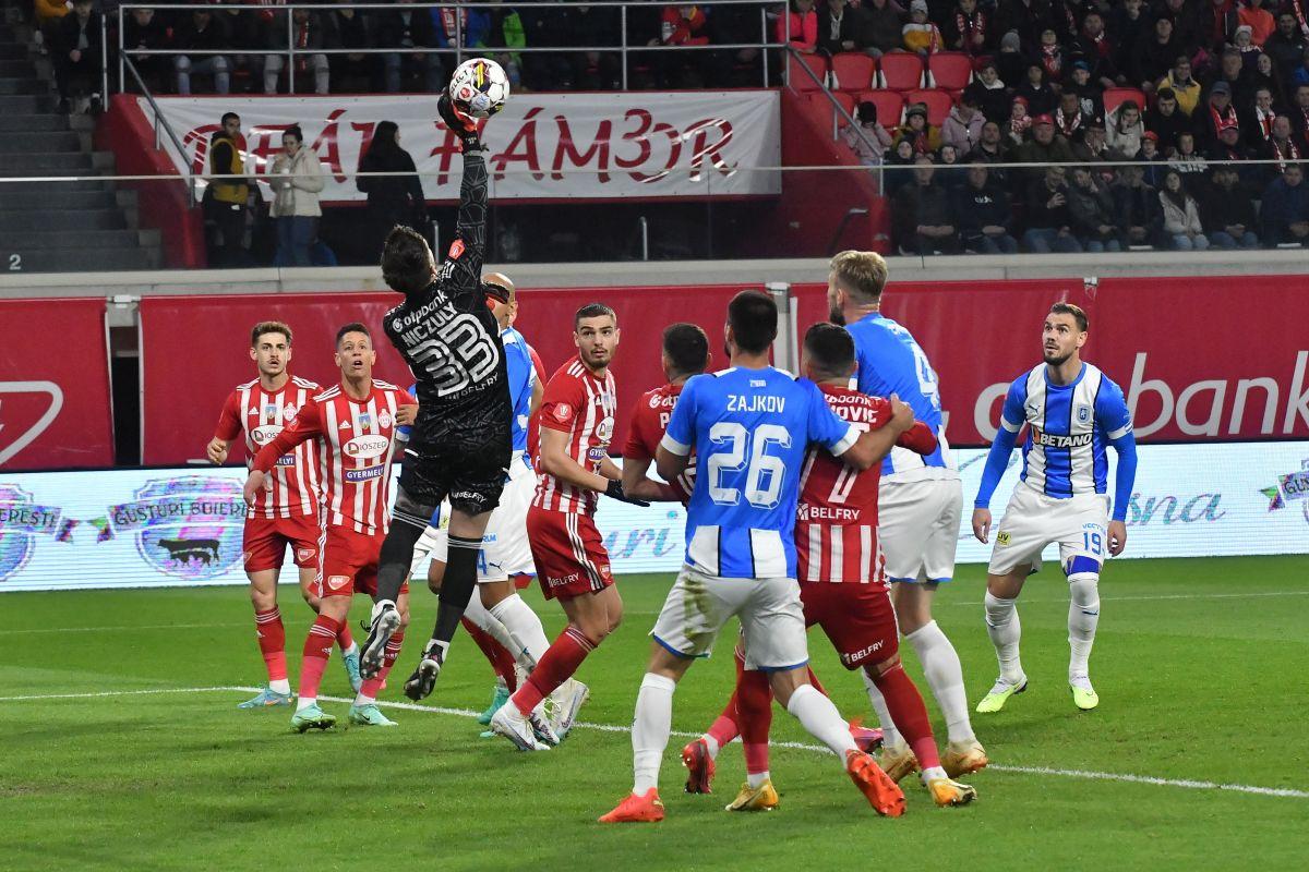 CS Universitatea Craiova bate Sepsi și e la 4 puncte de lider! Crețu one man show - rabona, gol și „roșu”. Clasamentul ACUM