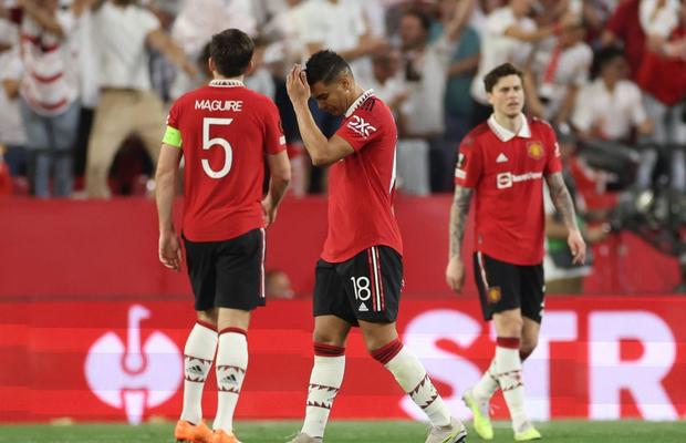Revoluție la Manchester United, după dezastrul din Europa League » 18 jucători, OUT de pe Old Trafford din vară