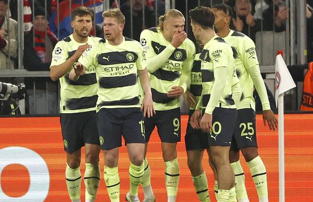 Va ploua cu bani dacă fac „tripla” » Ce bonusuri le așteaptă pe vedetele lui Manchester City