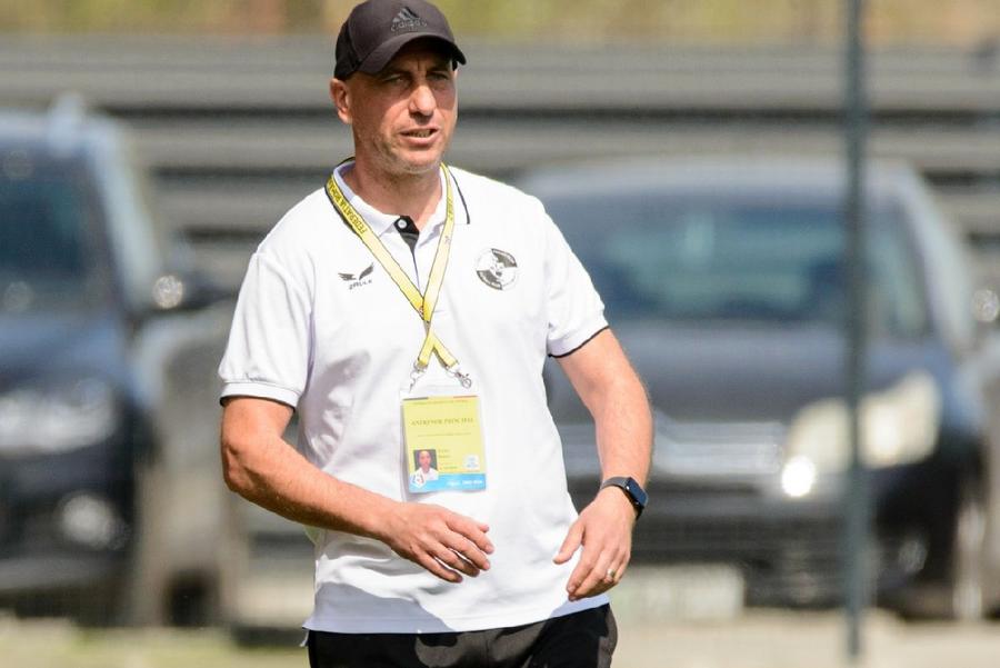 Robert Ilyes / Sursă foto: Facebook@ Csikszereda „Ar fi fantastic ca Miercurea Ciuc să aibă echipă în prima ligă!” » Interviu cu antrenorul de la Csikszereda: „Ce am făcut e o performanță, nu ne dădeau șanse”