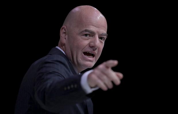 Ordinul dat pentru a combate comportamentul violent online! » Lista neagră cu suporterii interziși în America