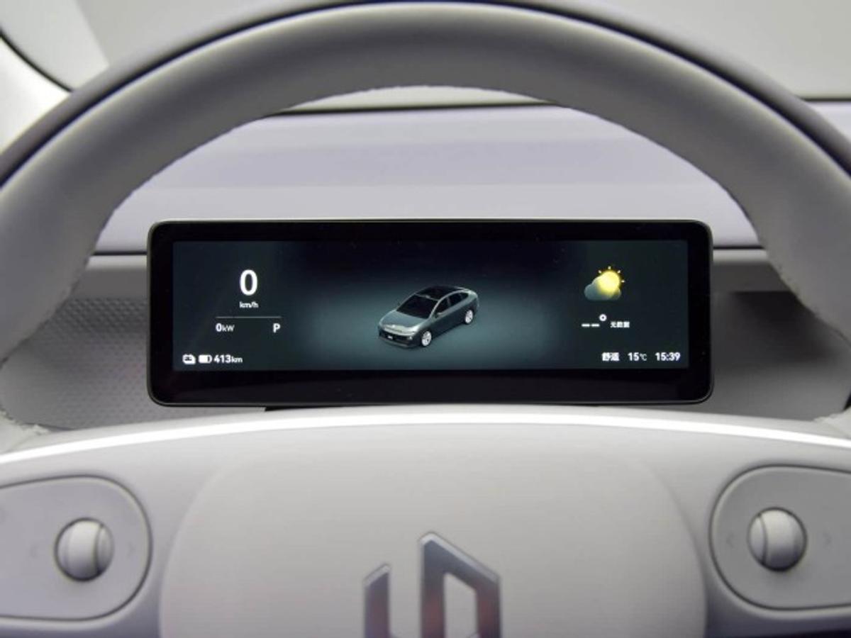 Chinezii sparg piața auto din Europa! Noua mașină cu preț de Dacia va veni și în România