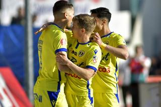 Petrolul o demolează pe Gloria Buzău » Elevii lui Ilie Stan sunt cu un pas în Liga a 2-a