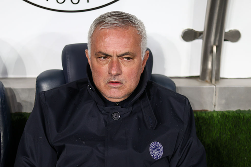 Problemele nu se mai termină pentru Jose Mourinho » Suporterii i-au cerut DEMISIA. FOTO: Getty Images