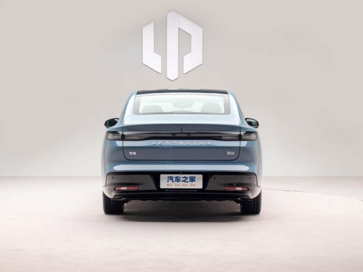 Cum arată modelul B01, primul sedan electric din catalogul Leapmotor