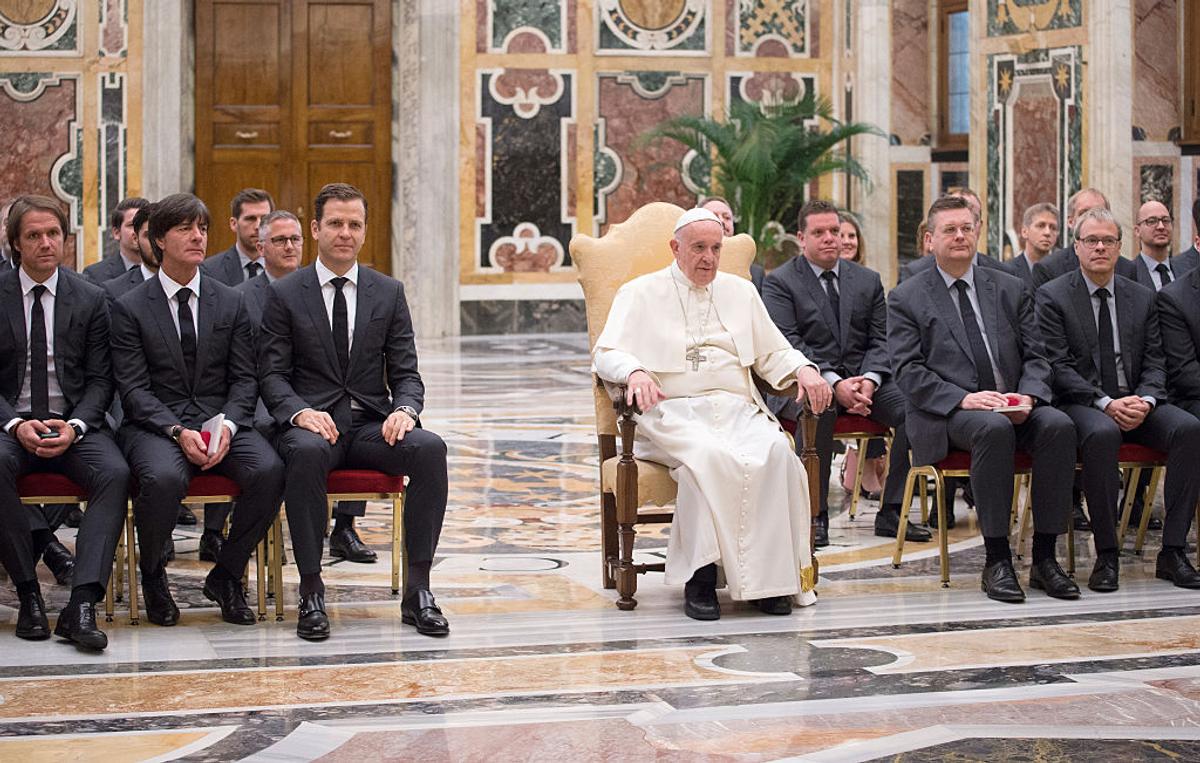 Antrenorul român era la Roma în ziua morții Papei Francisc: „«Mamă-mamă»! Am aflat chiar când am ajuns la Santa Maria Maggiore”