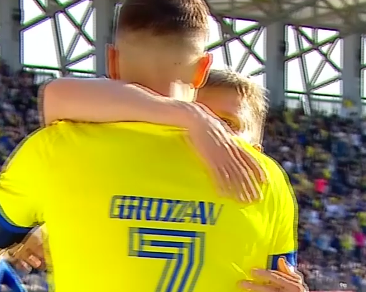 Gicu Grozav, gol „imposibil” în Petrolul Ploiești - Gloria Buzău // 21.04.2025