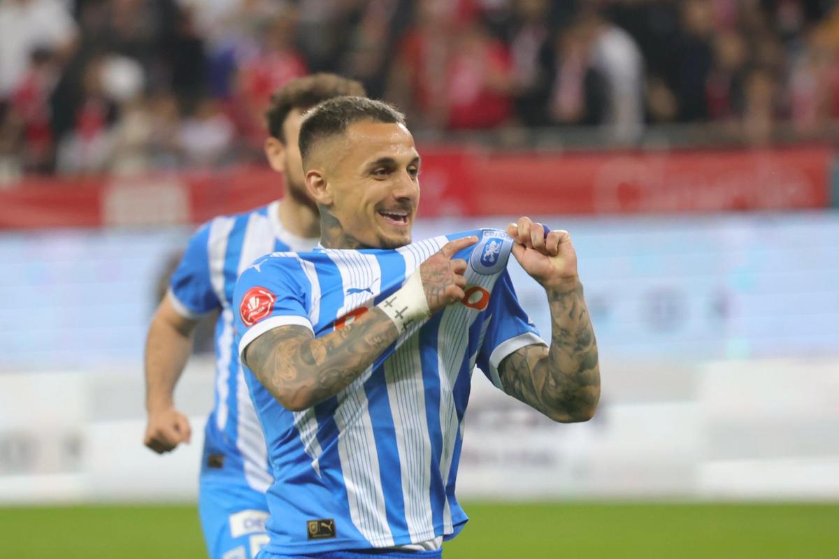 Dinamo - Craiova 0-2 » Nu s-a terminat încă! Oltenii urcă pe 2 și nu renunță la titlu: clasamentul ACUM din play-off