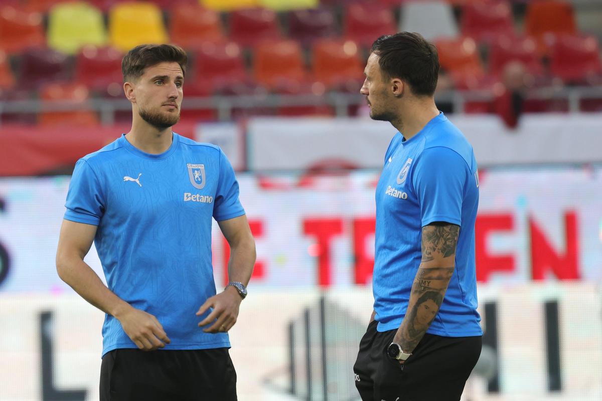 Dinamo - Universitatea Craiova, imagini de la încălzire