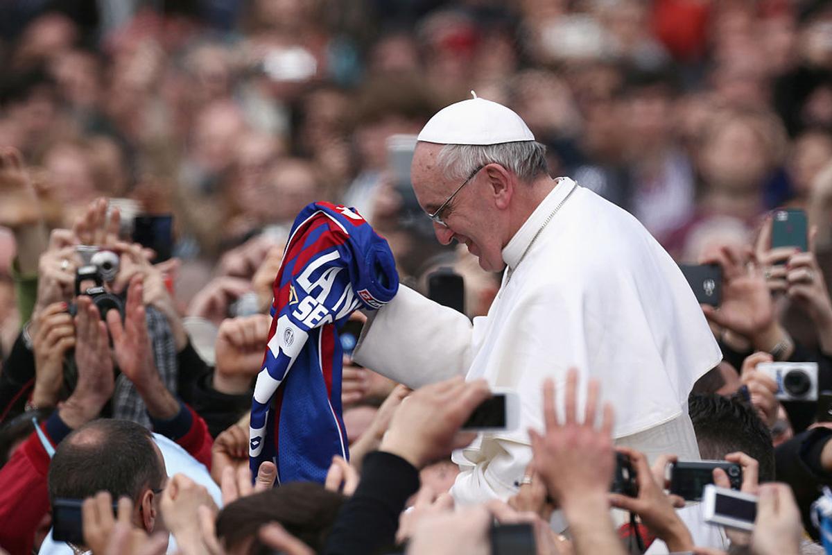 Antrenorul român era la Roma în ziua morții Papei Francisc: „«Mamă-mamă»! Am aflat chiar când am ajuns la Santa Maria Maggiore”