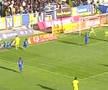Gol ireal în Superligă » Gicu Grozav a înscris dintr-un unghi imposibil, după greșeli în lanț în defensiva adversă