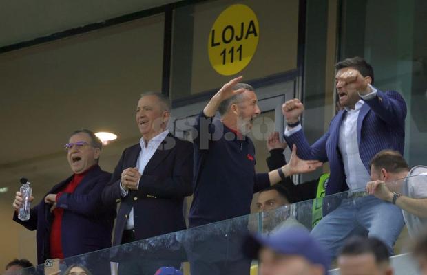 Mihai Stoica, după FCSB - CFR: „Un tânăr civil e mereu la noi în vestiar. Ăsta e numele lui”