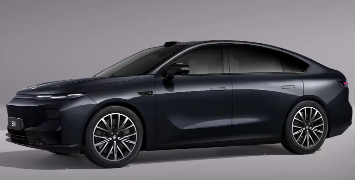 Cum arată modelul B01, primul sedan electric din catalogul Leapmotor