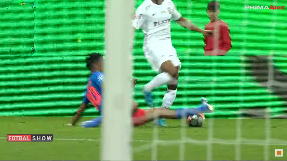 faza reușită de Ngezana în FCSB - CFR Cluj