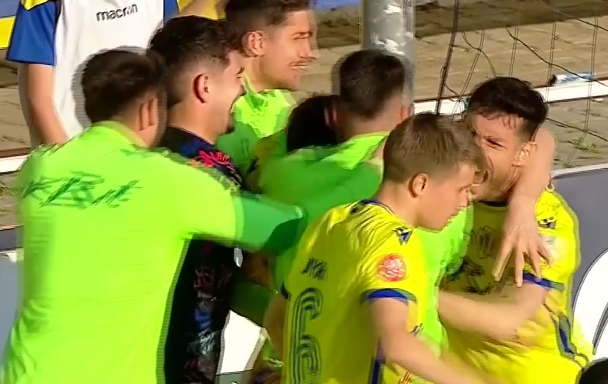 Gicu Grozav, gol „imposibil” în Petrolul Ploiești - Gloria Buzău // 21.04.2025