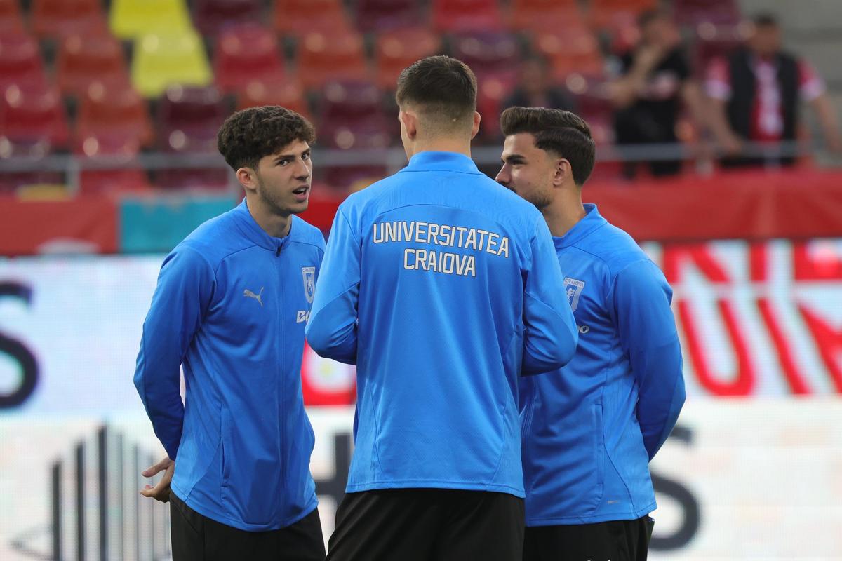 Dinamo - Universitatea Craiova, imagini de la încălzire