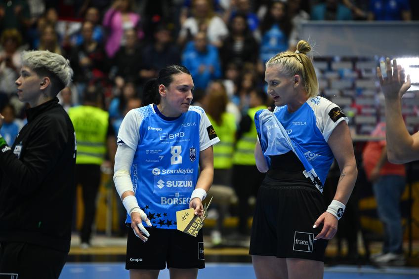 Neagu și Pintea, cele mai bune marcatoare ale lui CSM București în meciul cu Esbjerg