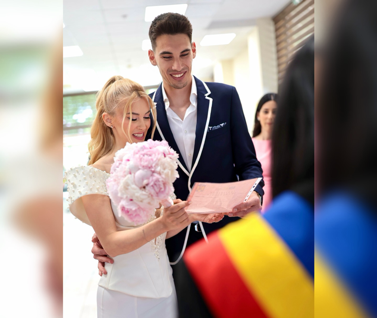 Andreea Bălan s-a căsătorit civil cu Victor Cornea