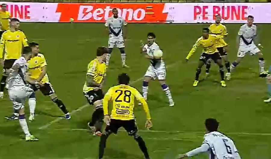 Hențul lui Matos U Cluj, prima finalistă din Cupa României Betano. Calificare dramatică la penalty-uri, în fața lui Argeș