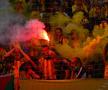 Clubul recunoscut pentru susținerea cauzelor antirasiste și antifasciste a promovat! Sărbătoare cu 6.000 de fani pe stadionul dintre blocuri