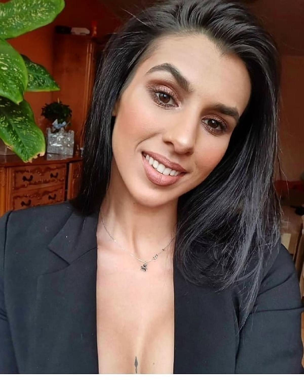 Denisa Dedu a spus „DA” » Frumoasa portăriță s-a logodit în mijlocul mării, pe iaht