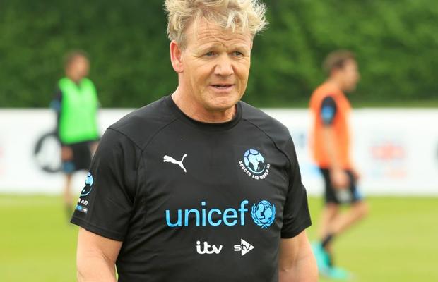 Putea fi legendă la echipa lui Ianis Hagi! De ce a fugit din Marea Britanie cel mai popular bucătar al planetei