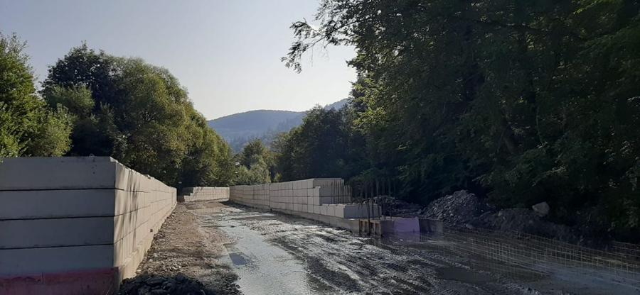 Azuga Poveștile tragice au acum final fericit: Comunități salvate de calamități, cu ajutorul Companiei Naționale de Investiții
