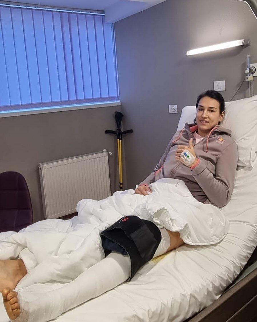 FOTO: instagram.com/cristinaneaguofficial Cristina Neagu s-a operat! Mesaj de pe patul de spital