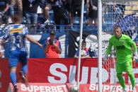 Gafă imensă în Poli Iași - Dinamo. Cum au luat gol „câinii” în minutul 9