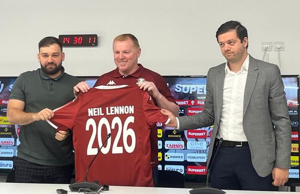 „Ar fi prostesc să promit titlul” » Neil Lennon a început serios prima conferință la Rapid: „Întăriri pe toate posturile” și a încheiat glumeț: „Voi ați înțeles? Șucu nu prea a înțeles”