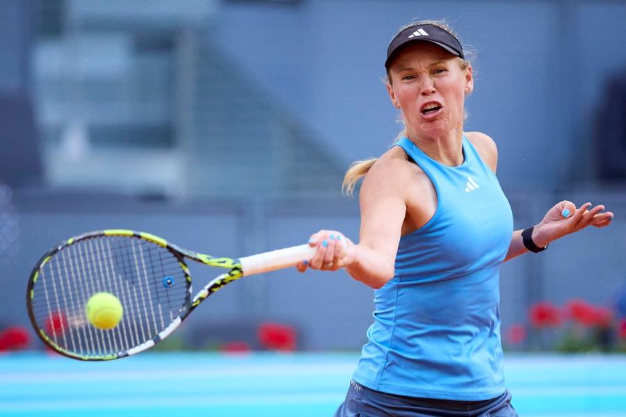 Caroline Wozniacki în acțiune Foto: Imago Caroline Wozniacki, fost lider WTA, este însărcinată pentru a treia oară: „Am trecut oficial la apărarea în zonă!”