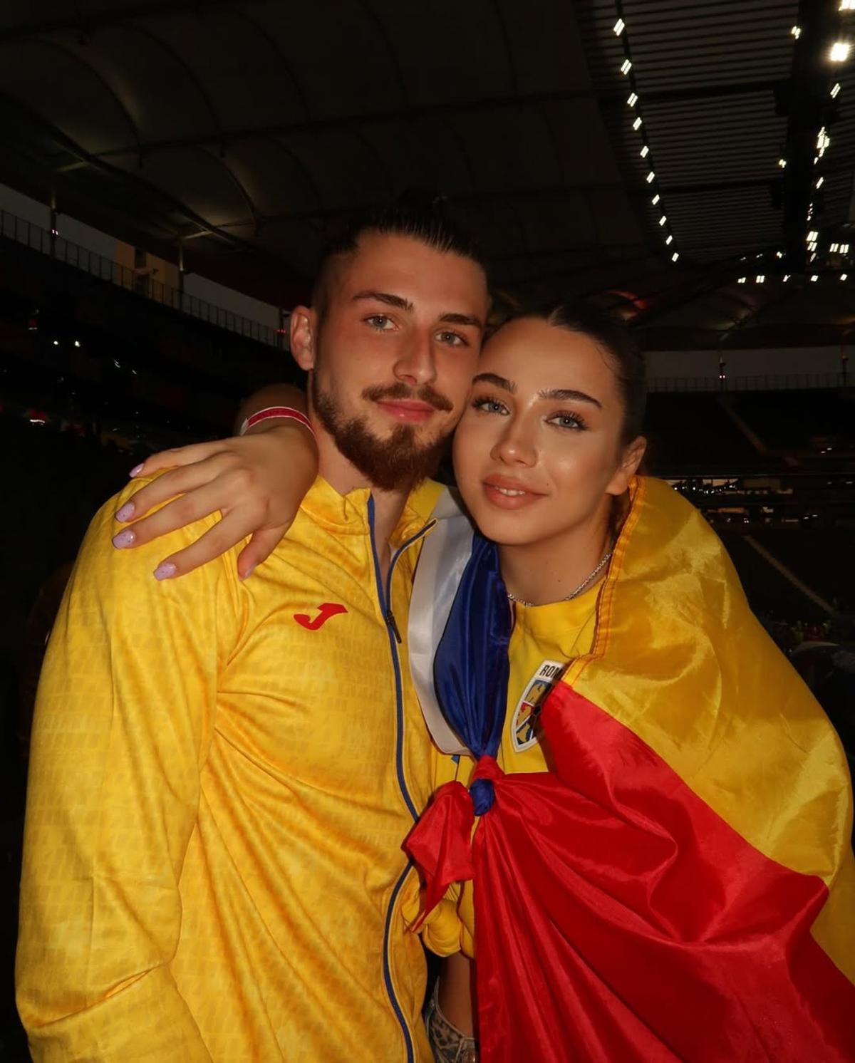 Meira Drăgușin la finala Tottenham - Manchester United