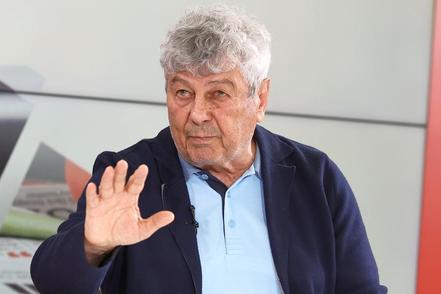 Mircea Lucescu Disputa Mircea Lucescu - Edward Iordănescu, la ultimul episod » Gestul făcut de selecționer la „Prietenii lui Ovidiu”