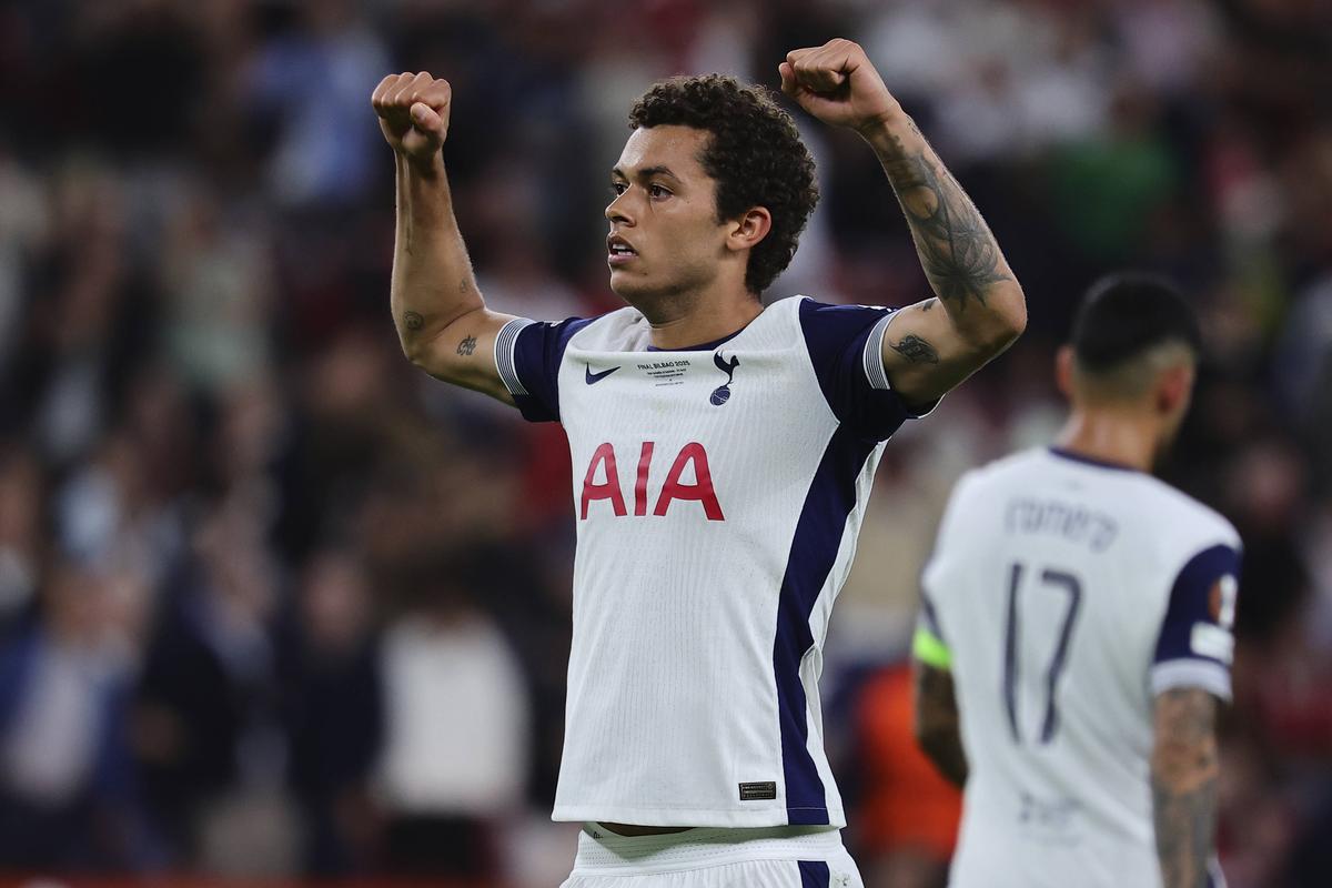 Sare la Ruben Amorim după finala Europa League: „A înscris în ultimele două finale și îl joci doar 19 minute?!”