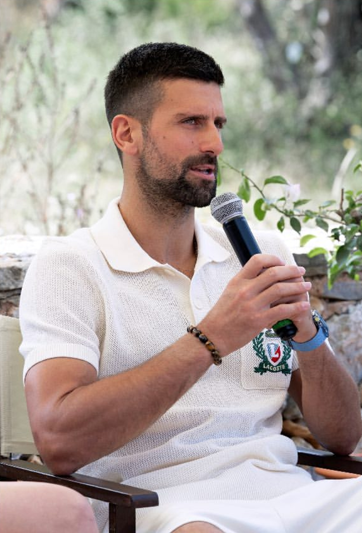 Novak Djokovic a acceptat provocarea și a jucat tenis cu „cea mai frumoasă femeie din lume” » Filmarea a fost interzisă